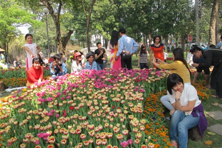 Nhiều loại hoa khoe sắc tại Hội hoa Xuân TP Hồ Chí Minh ảnh 6
